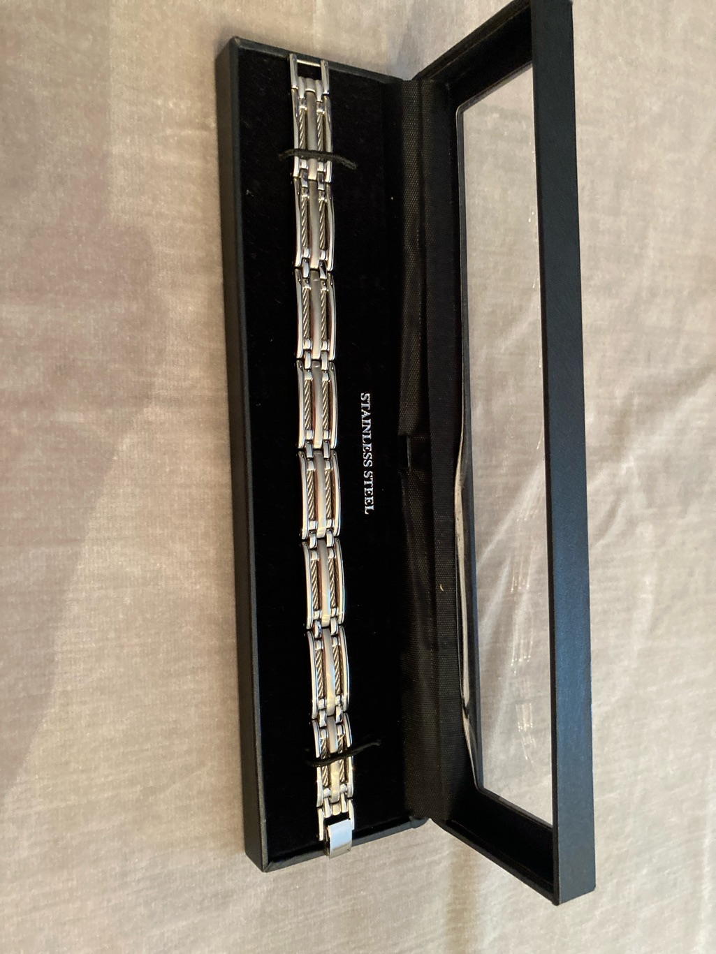 Stainless Steel Mens Link Bracelet In Silver